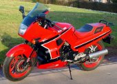 1989 Kawasaki GPX 750 R photo